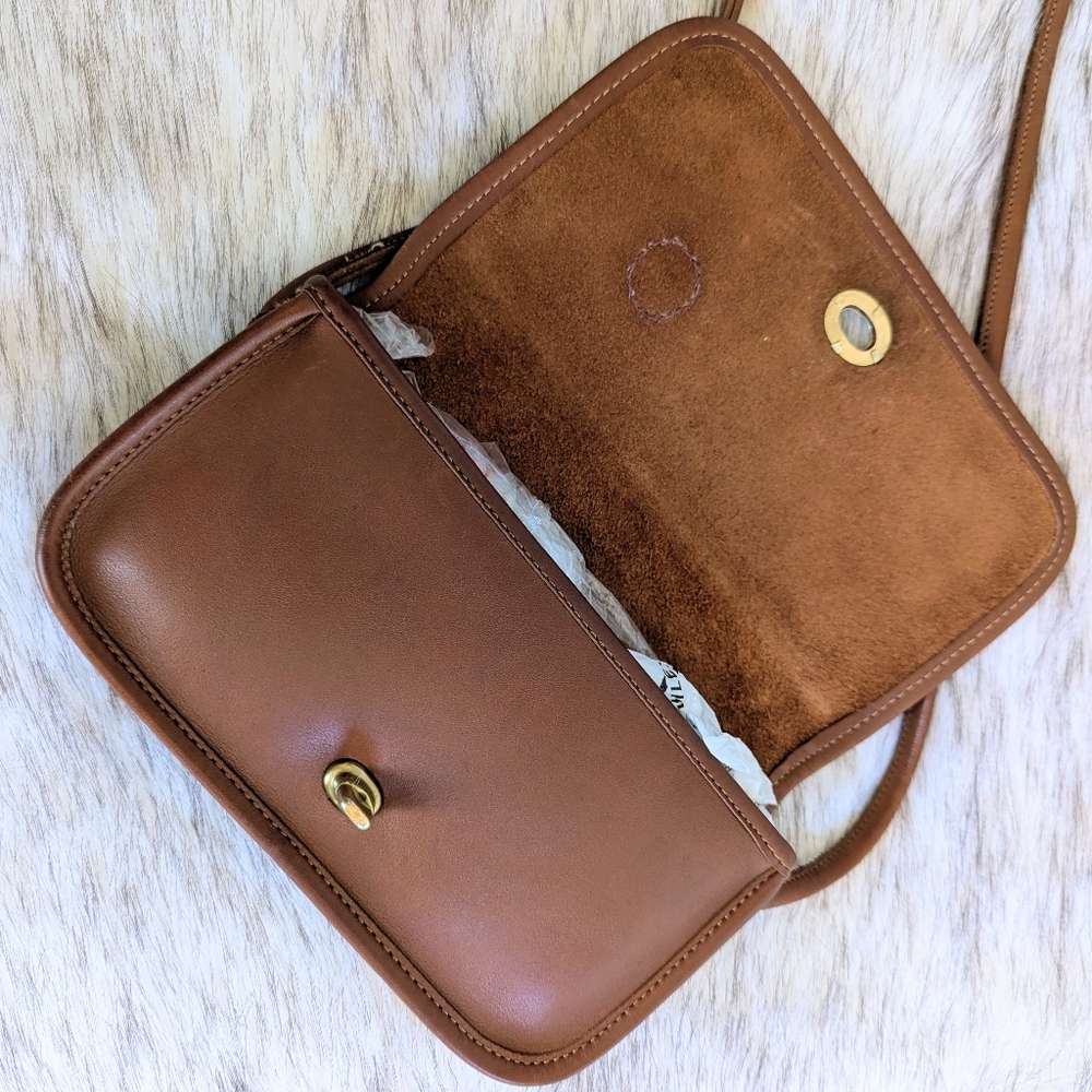 One of a Kind Vintage Coach Dinky - Picture 11 of 14
